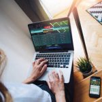 online casino Singapore Guide to Comparing Features and Benefits For players checking platform features